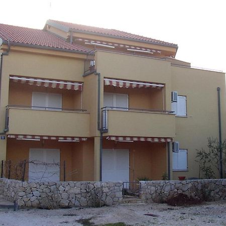 Apartments Jtv Simuni Kolan Esterno foto