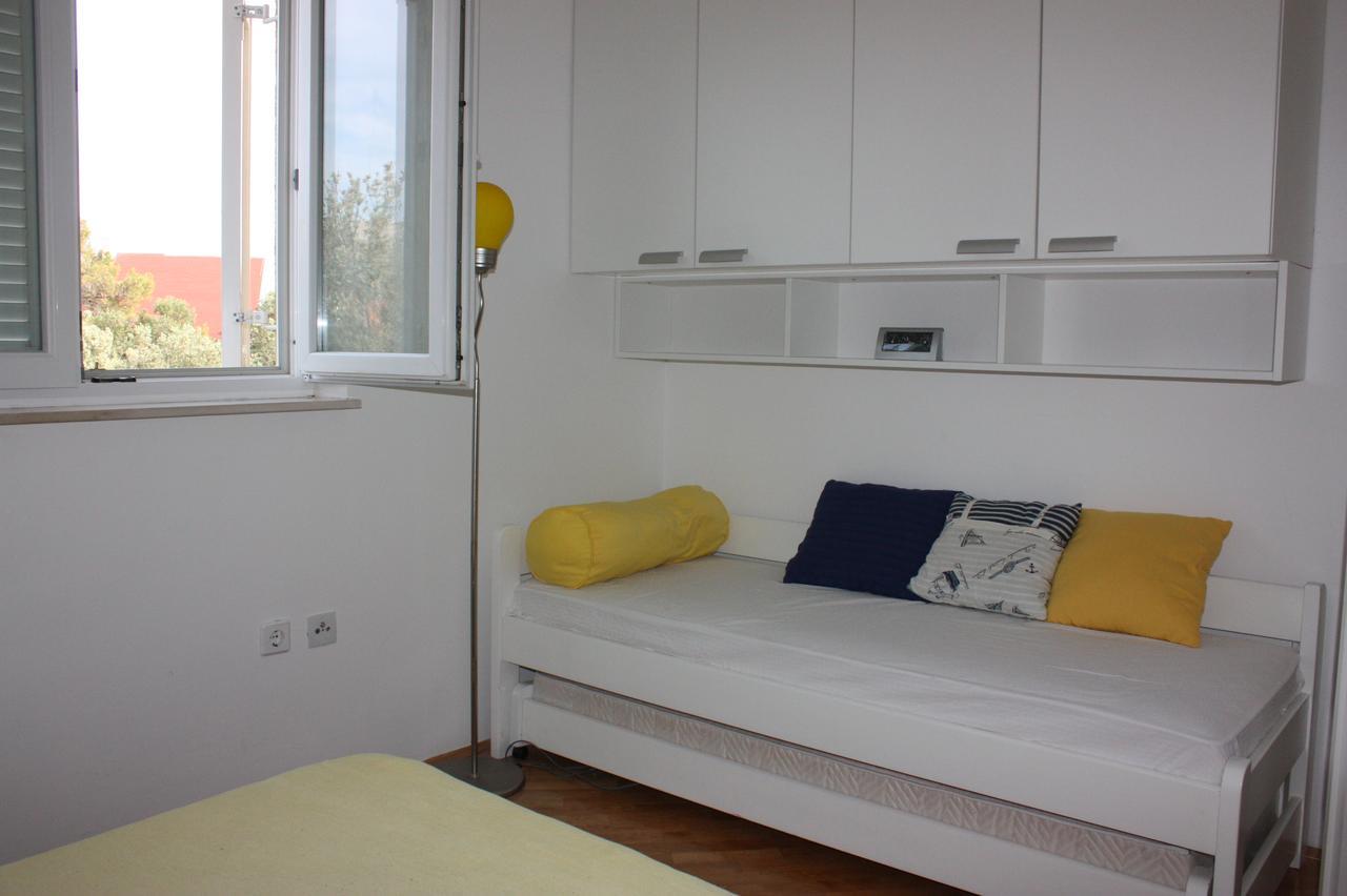 Apartments Jtv Simuni Kolan Esterno foto